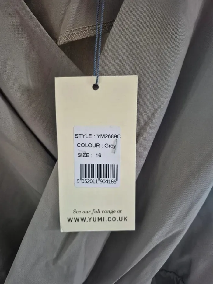 Robe Yumi - photo numéro 4