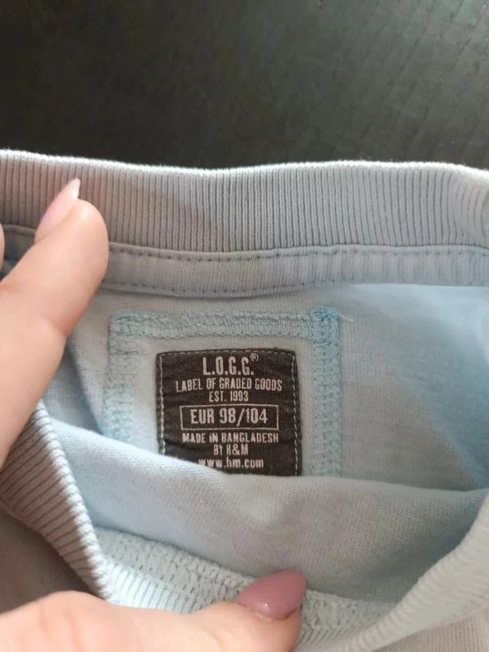 Tee shirt H&M 98/104 cms - photo numéro 2