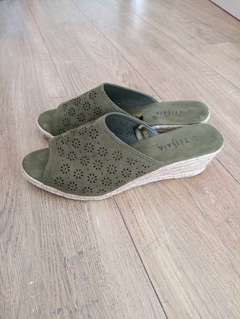 Mules à talon kaki