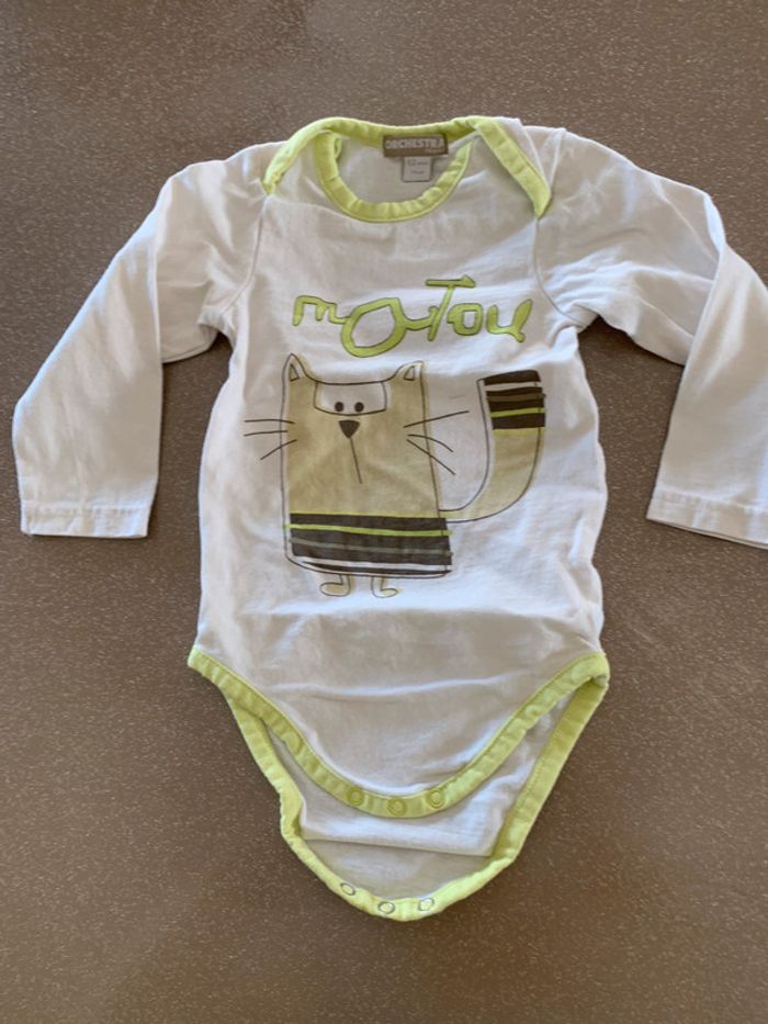 Lot 4 bodies 12 mois - photo numéro 5