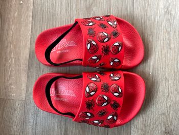 Claquettes motifs Spiderman