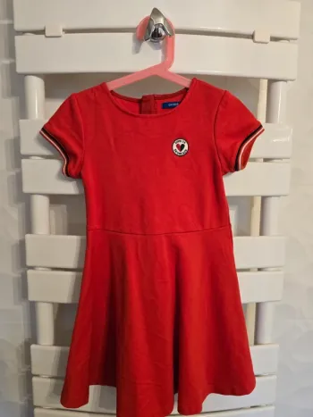 robe rouge sans manche Okaidi
