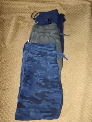 Lot de 3 joggings garçon 7 ans