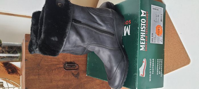 Bottes fourrée femme "Méphisto" neuve pointure 39 - photo numéro 7