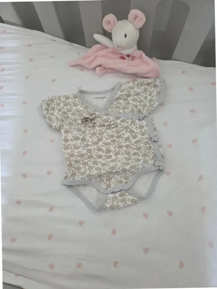 Body 6 mois fille