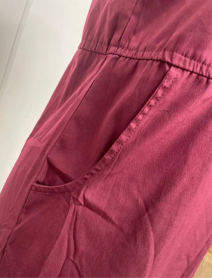 Robe bordeaux - photo numéro 3