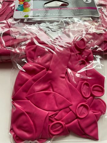 3 paquets de 24 ballons rose fuchsia neufs
