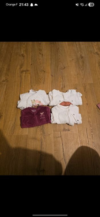 Lot 4 pyjamas velours 