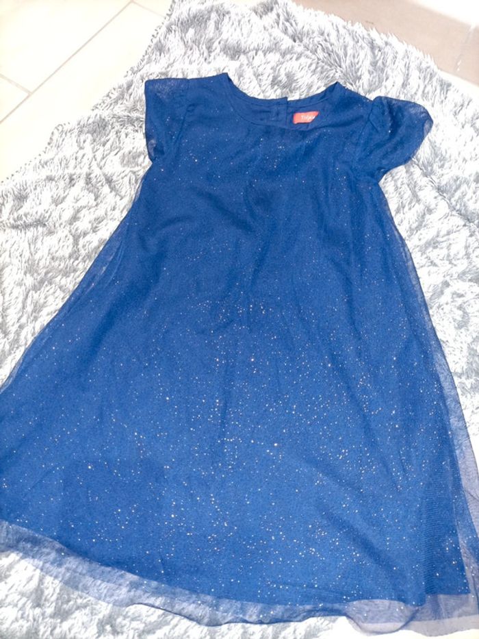 Robe 👗 parfait état pailletée - photo numéro 2
