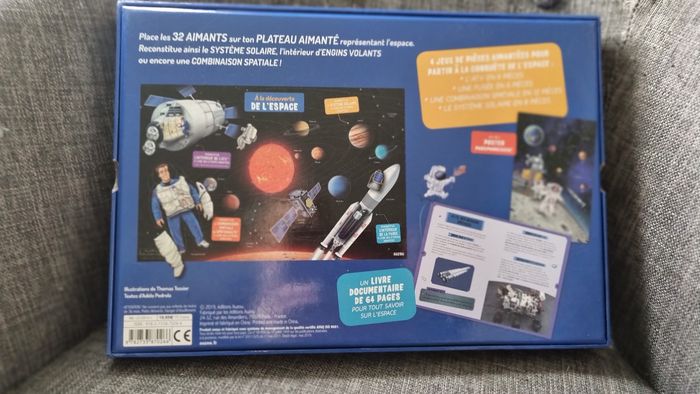 🌸coffret  À la decouverte de L'espace - photo numéro 2