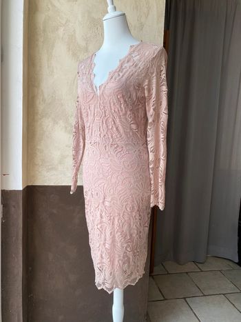 Robe en dentelle rose/beige H&M 40