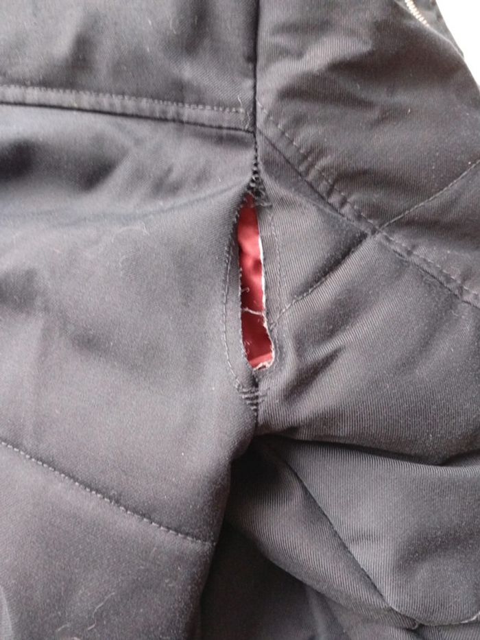 Manteau à capuche amovible. Taille M. Jules - photo numéro 9