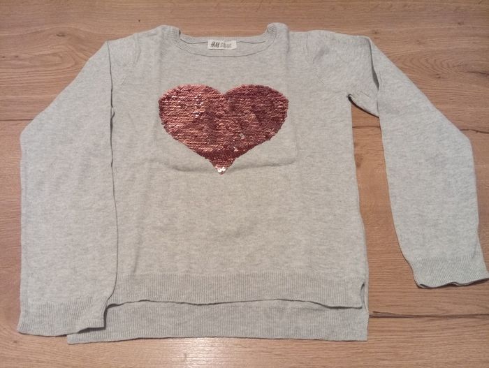 Pull gris à sequins