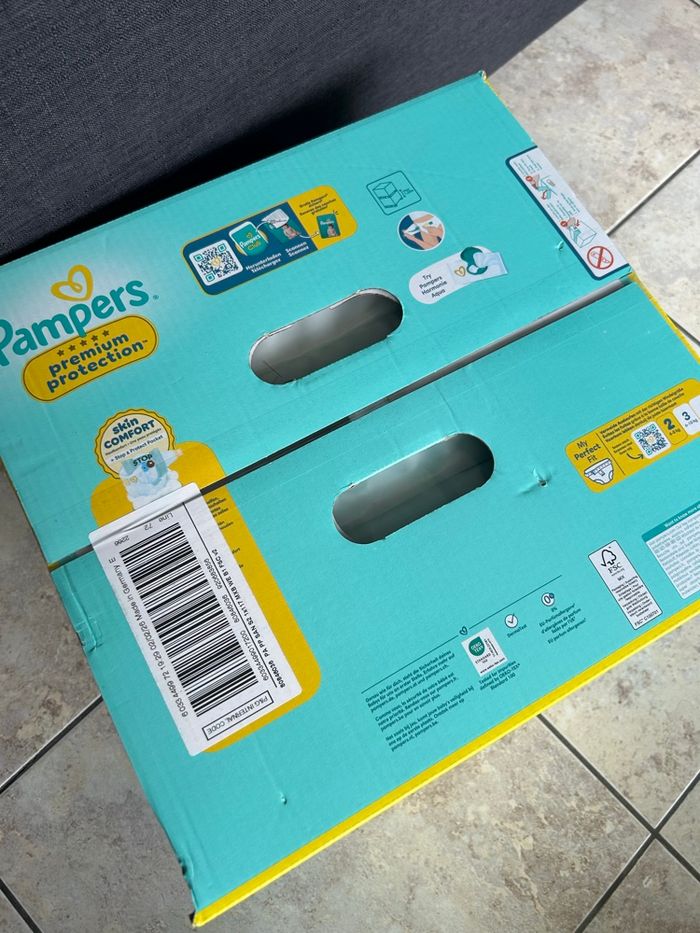 Couches Pampers - photo numéro 2