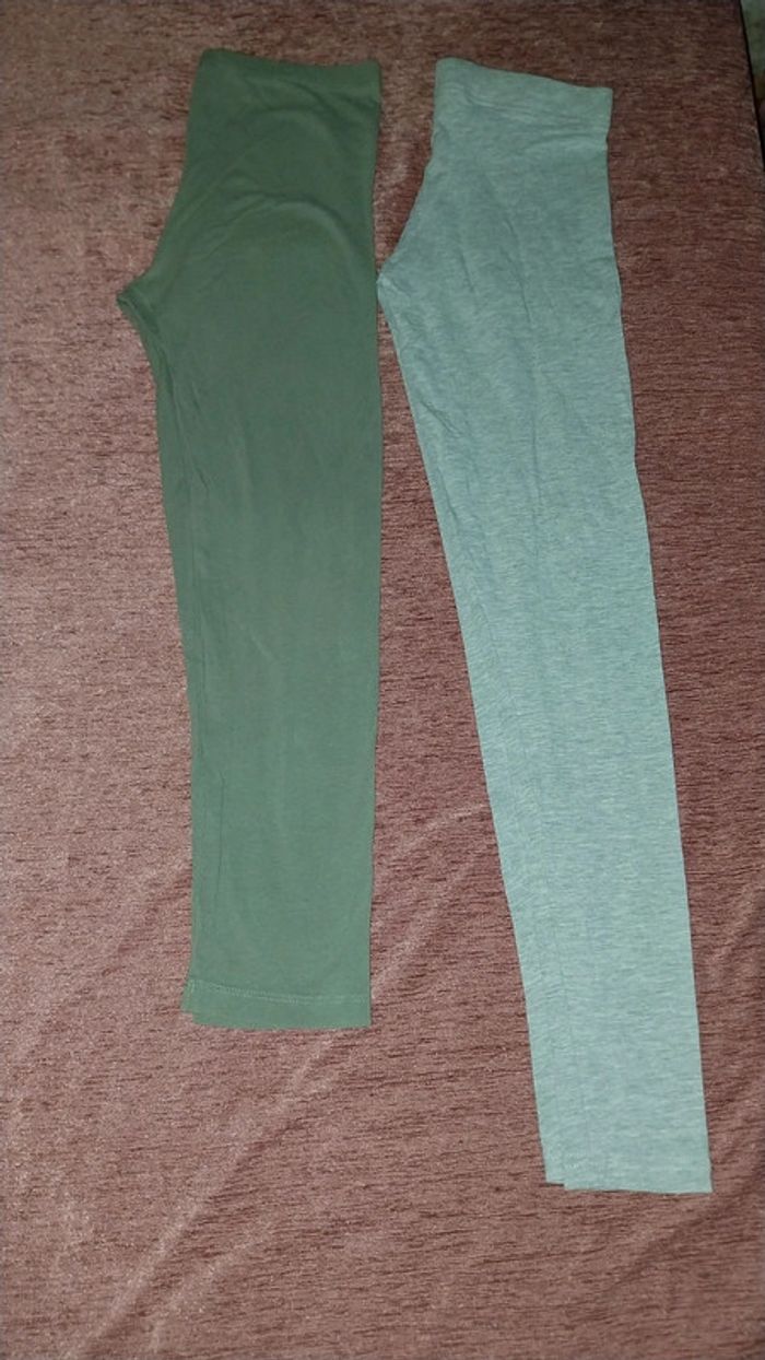 Lot de 2 leggings état neuf Taille 10 ans - photo numéro 2