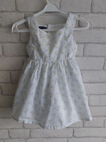 Robe Kiabi taille 12 mois