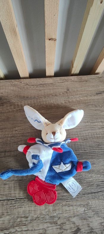 Doudou et compagnie lapin bleu