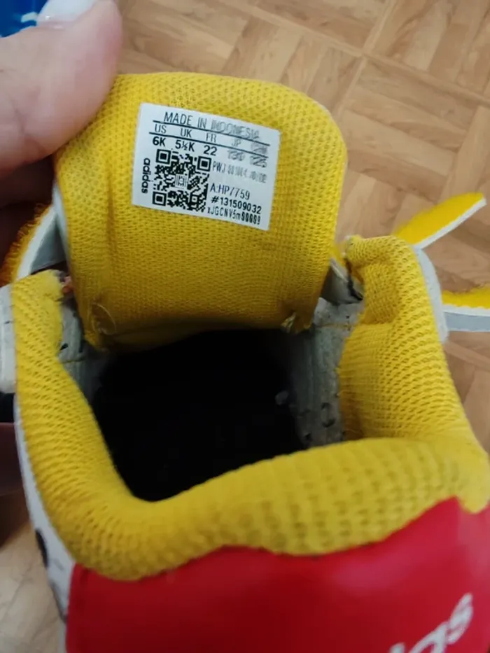 Basket adidas mickey 22 - photo numéro 5