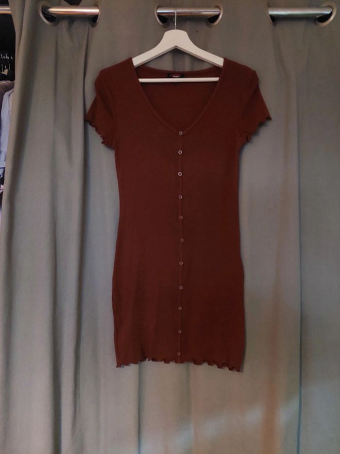 Robe Marron Col V à Boutons Jennyfer - photo numéro 2