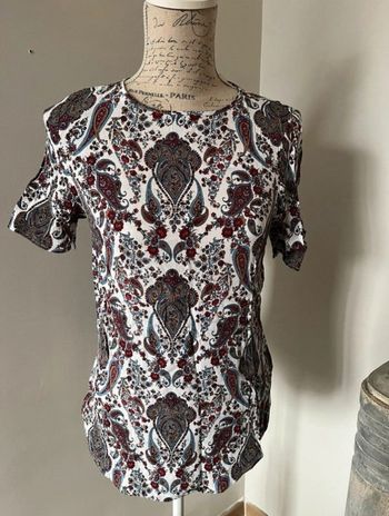 Tee shirt