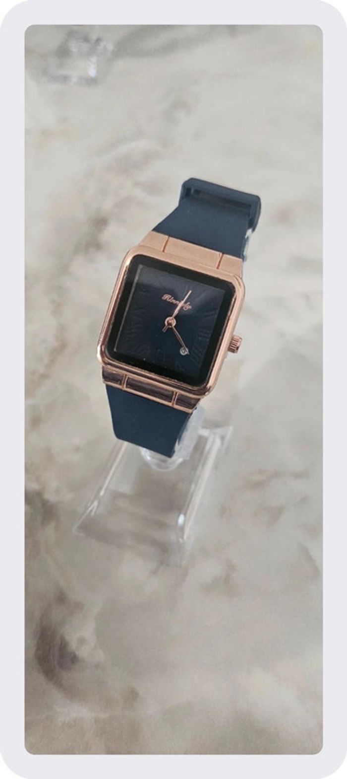 Montre neuve pour femme