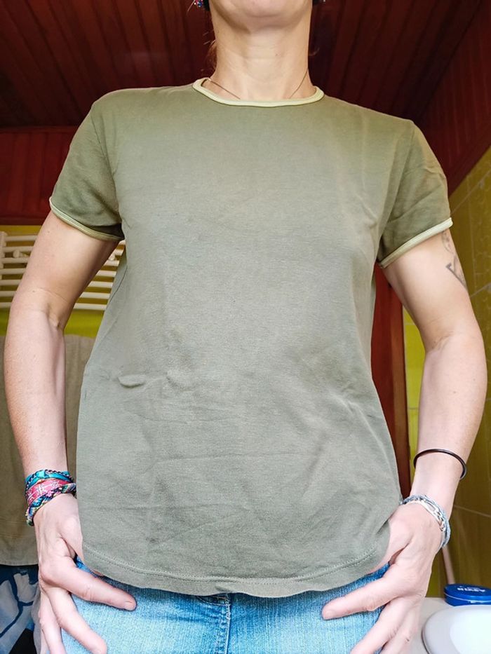 T-shirt femme vert kaki - photo numéro 3