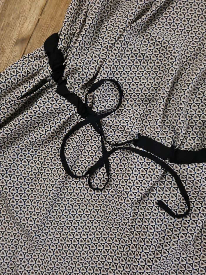 Lot 3 robes de grossesse en très bon état - photo numéro 3