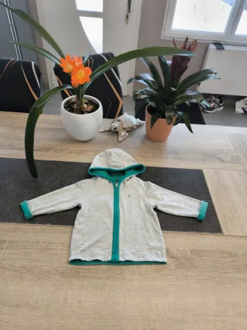Gilet zippé réversible garçon 6 mois obaibi