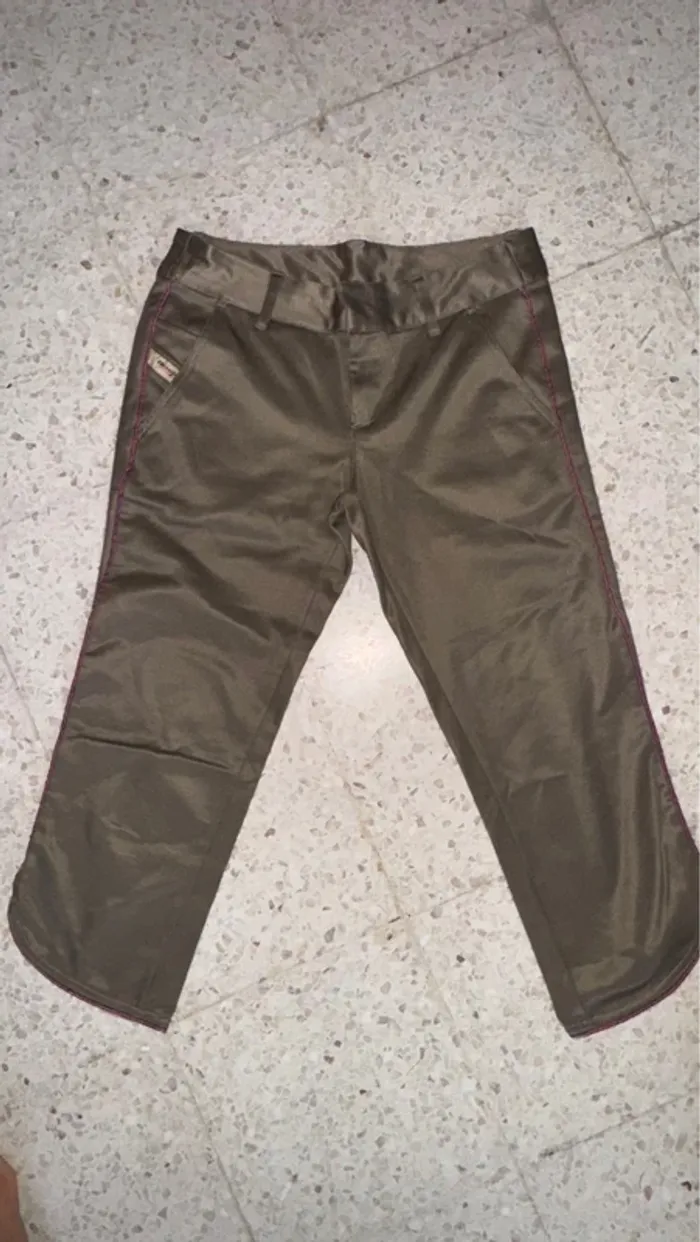 Pantacourt femme diesel T27