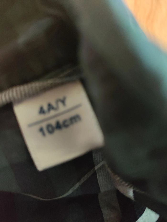 Chemise Okaïdi taille 4 ans - photo numéro 2