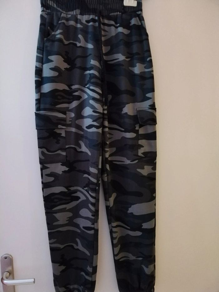 Pantlaon style cargo