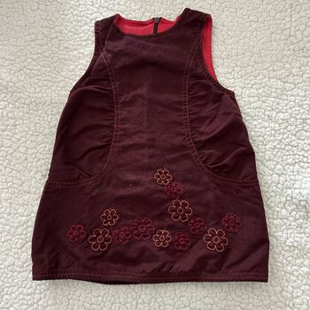 Robe rouge marron