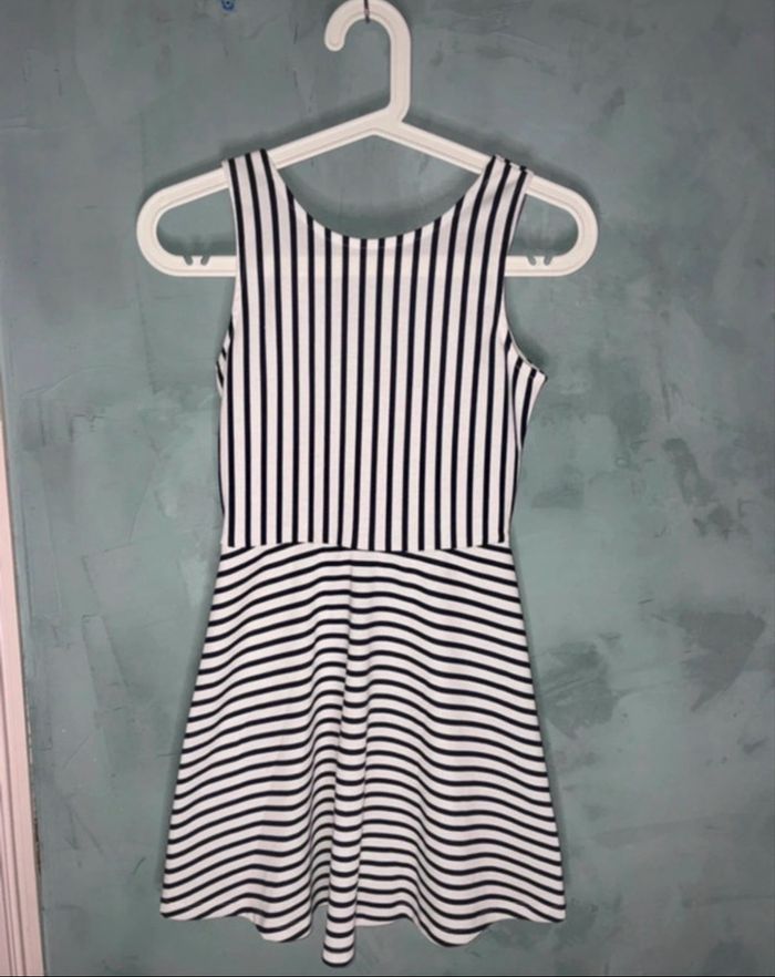 Robe marinière fille taille 11-12 ans - photo numéro 1