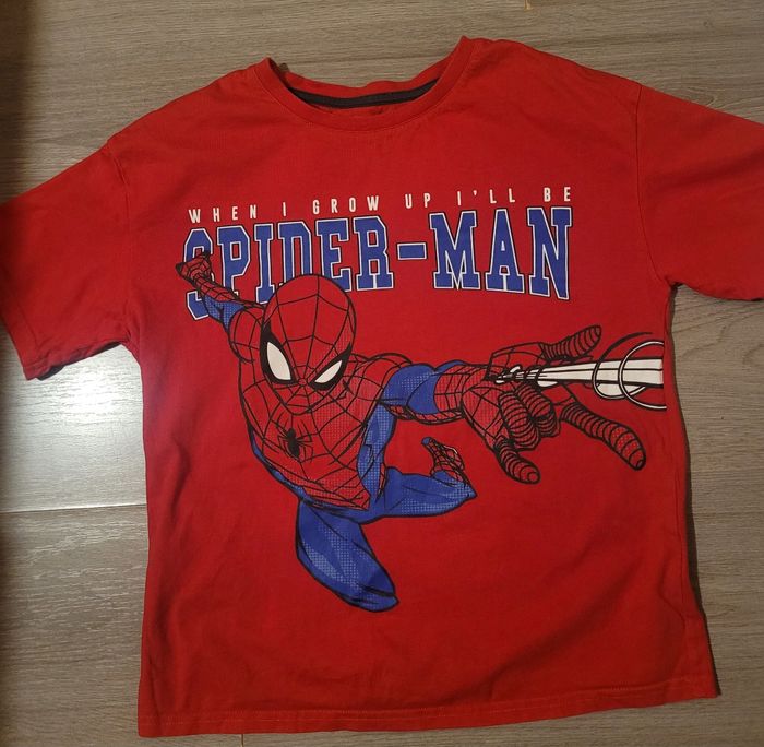 T-shirt spider man rouge
