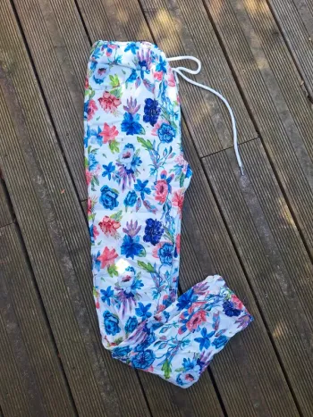 Pantalon fleuri