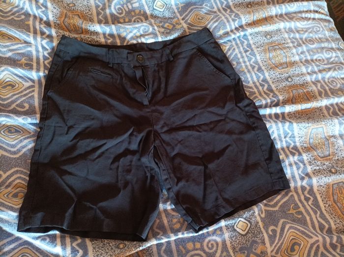 Lot de pantalons et shorts - photo numéro 4
