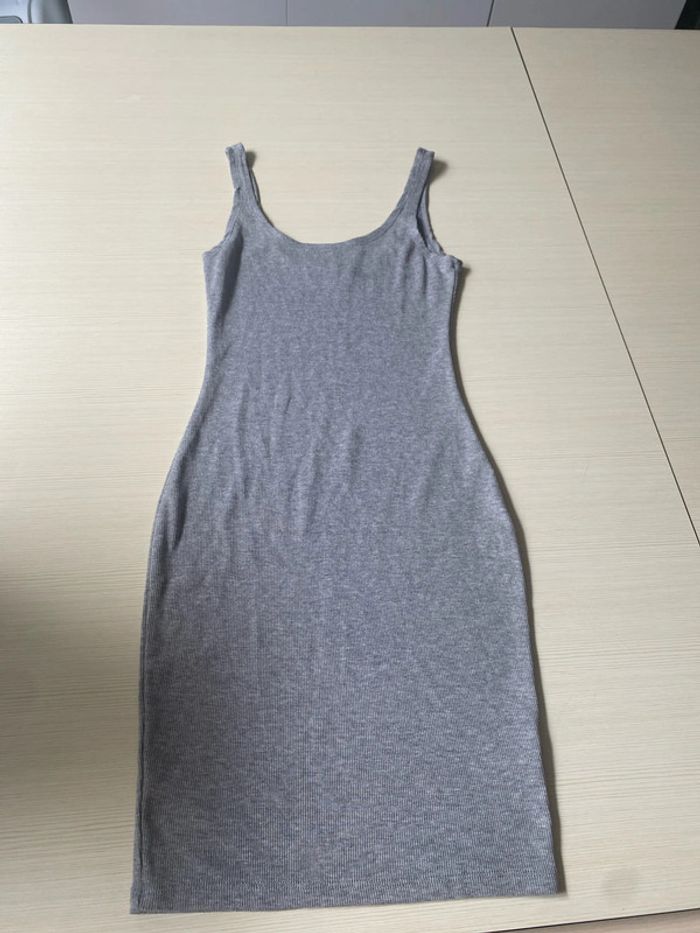 Robe grise