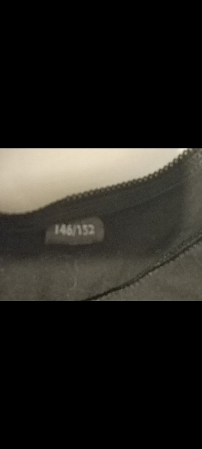 Débardeur noir 146/152 cm 11/12 ans neuf 1€5 - photo numéro 2