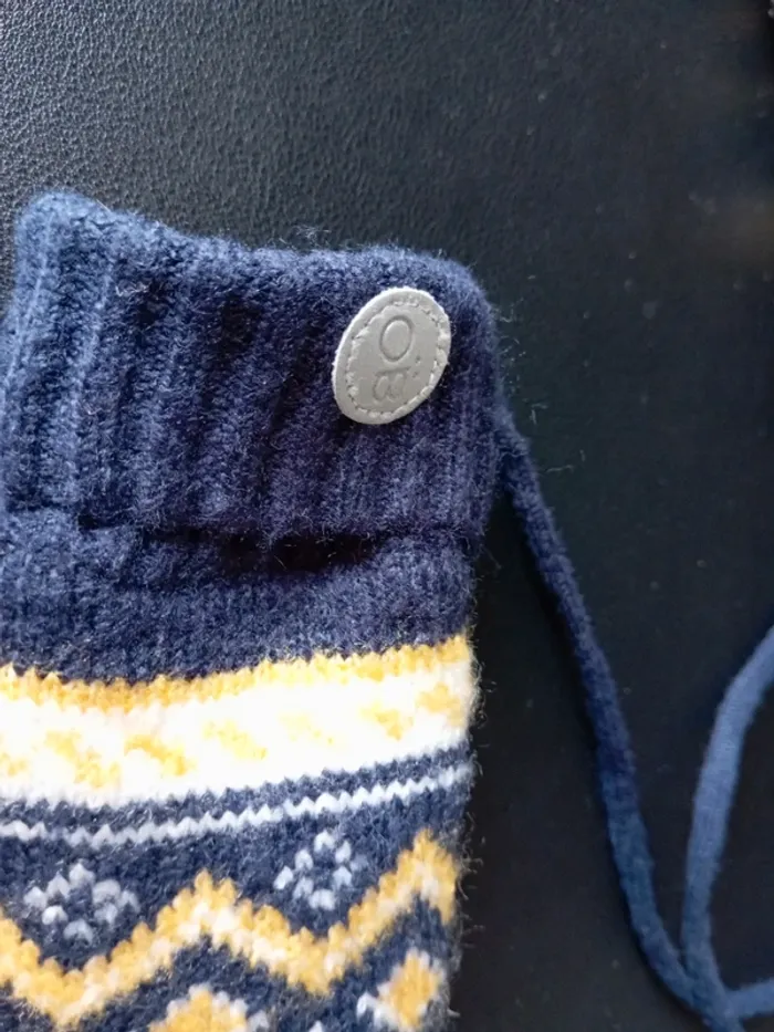 Gants taille 18. 23 mois - photo numéro 2