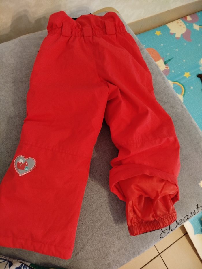 Pantalon  combinaison de ski fushia. Taille 4 ans. Etirel - photo numéro 9