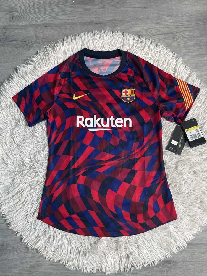 Ensemble Jogging et t-shirt Nike taille XS - photo numéro 2