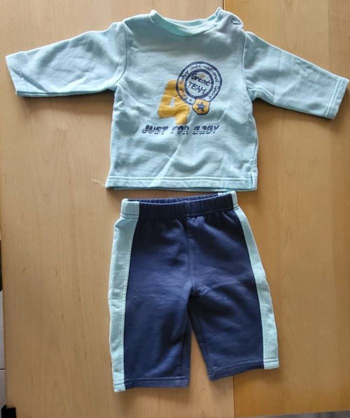 Ensemble pull / pantalon 6 mois
