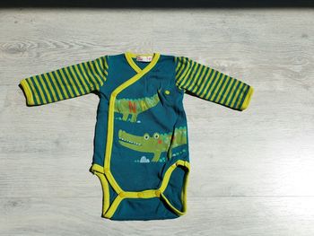 Body DPAM crocodile 1 mois