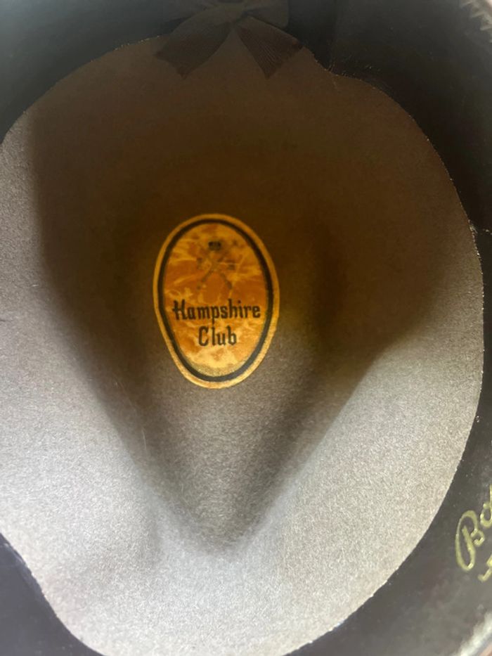 Chapeau vintage taille sur photo - photo numéro 6