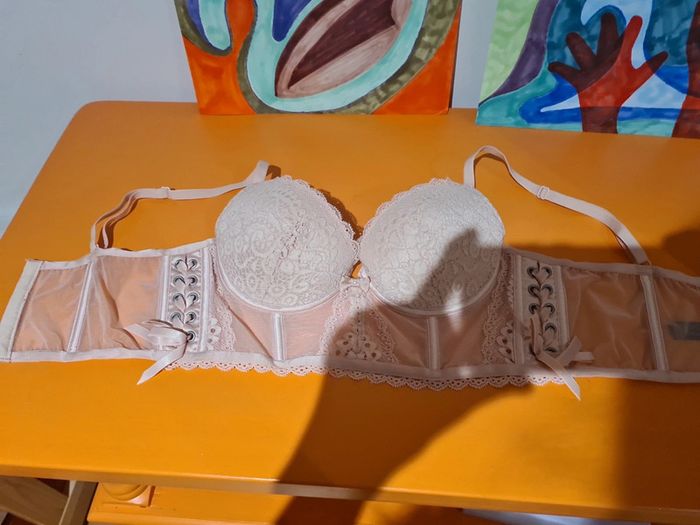 Soutien gorge rose pâle