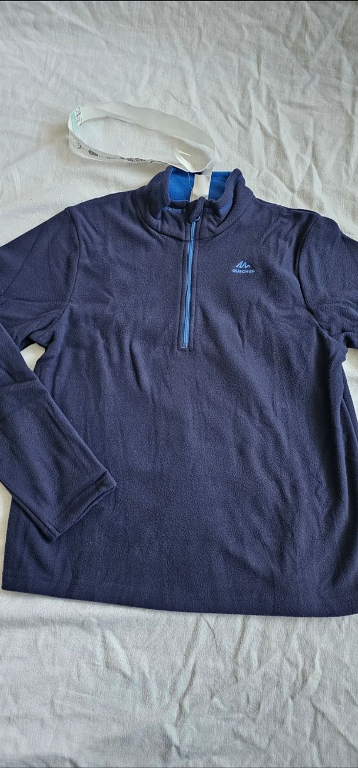 Sweat polaire Quechua enfant  Neuf avec étiquette, Bleu marine