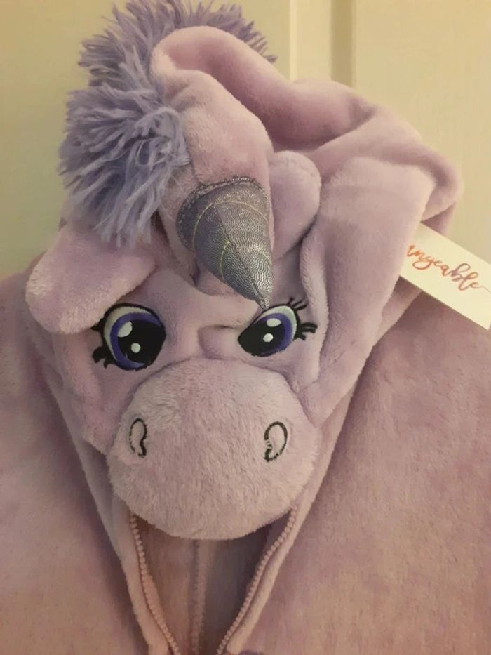 Surpyjama licorne neuf taille s - photo numéro 3
