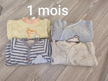Lot 4 Grenouillères 1 mois