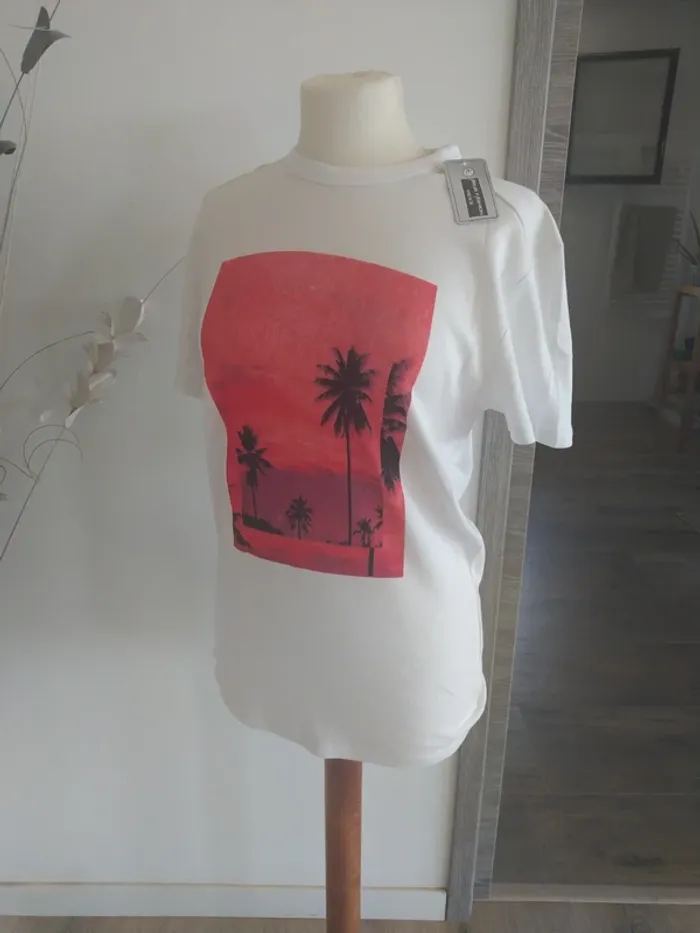 T shirt neuf femme 38