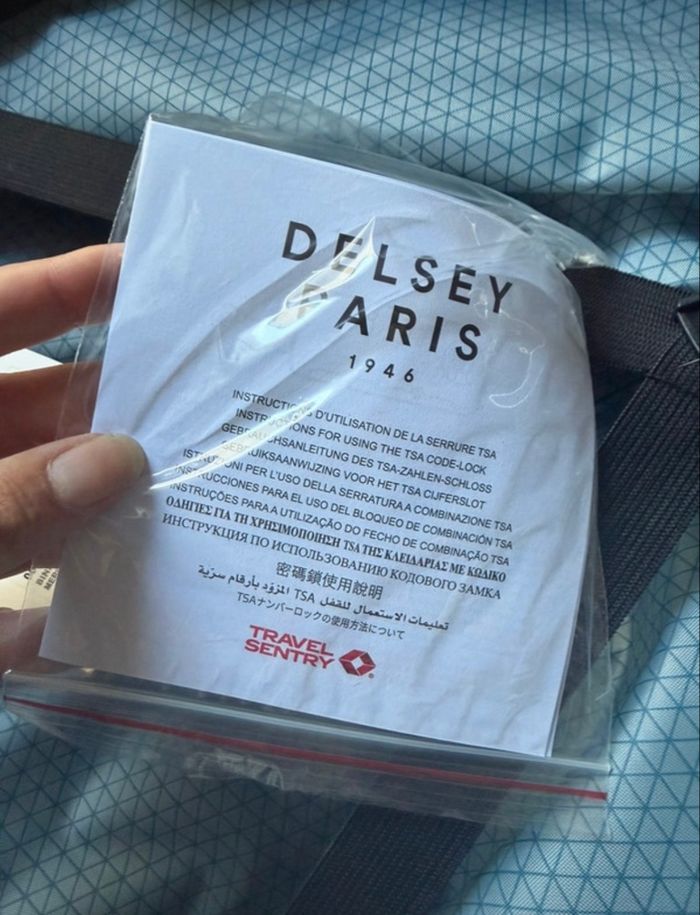 Valise Delsey bleu neuf 55 cm - photo numéro 6